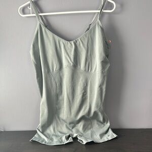 Chic gray shape ware